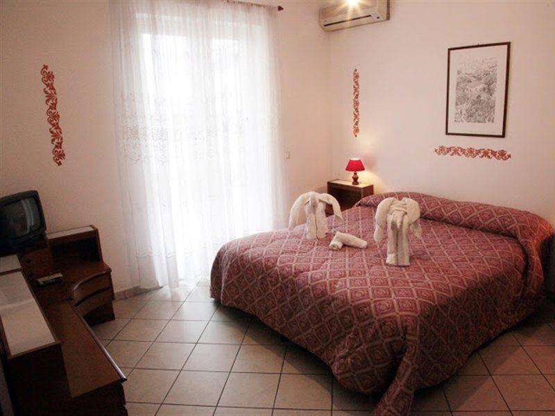 Hotel Umberto Ricadi Zewnętrze zdjęcie